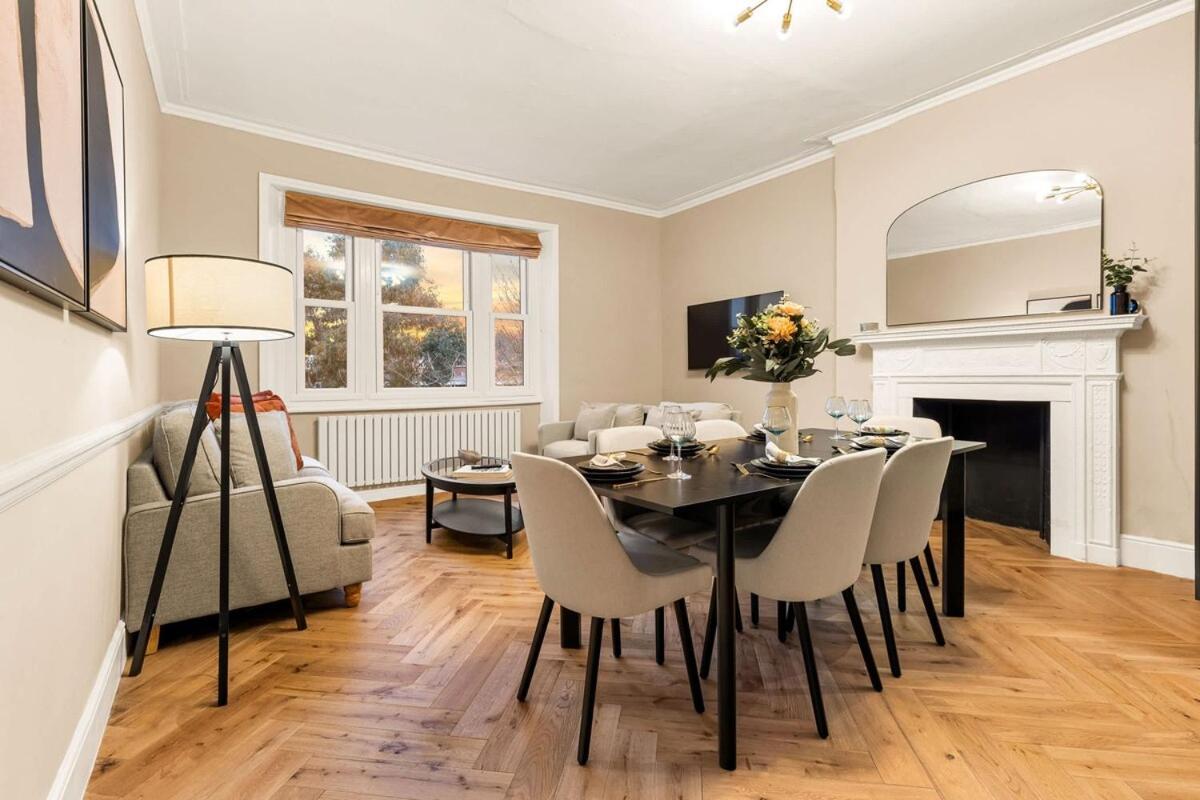 Modern 2-bedroom Haven In Belsize Park * Londres