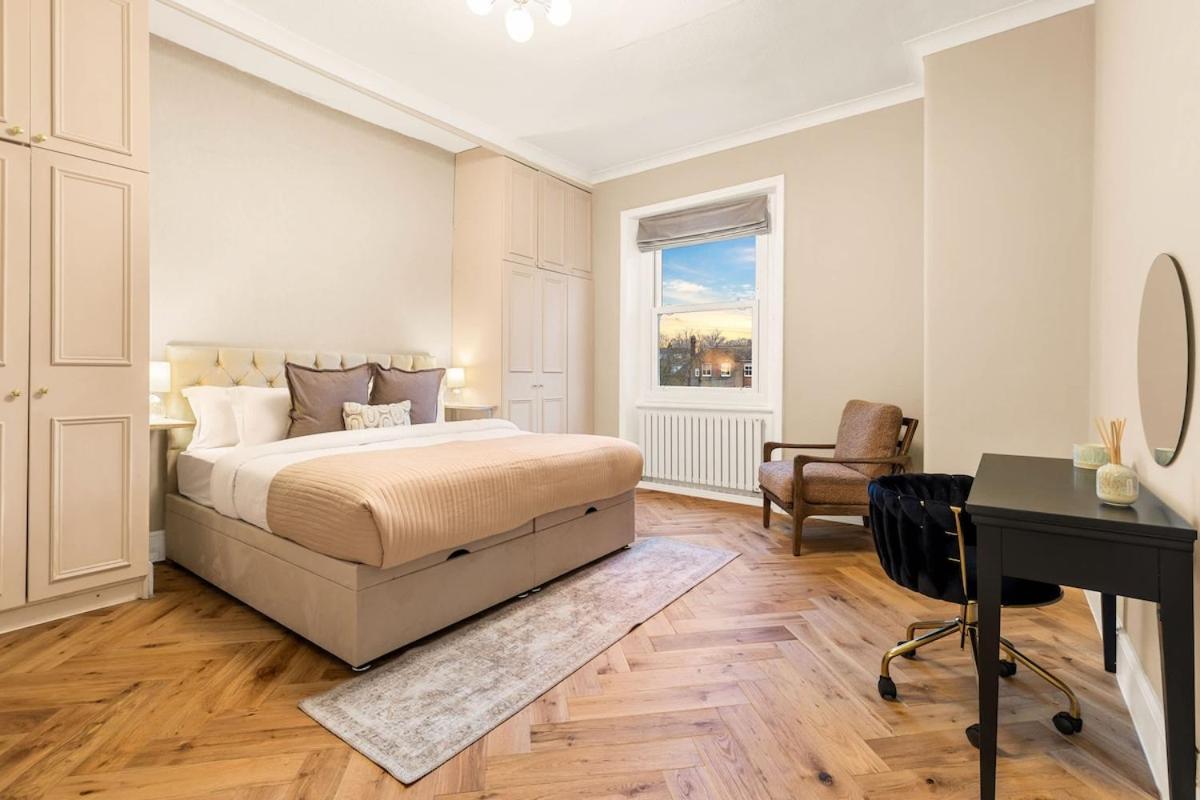 Modern 2-bedroom Haven In Belsize Park * Londres